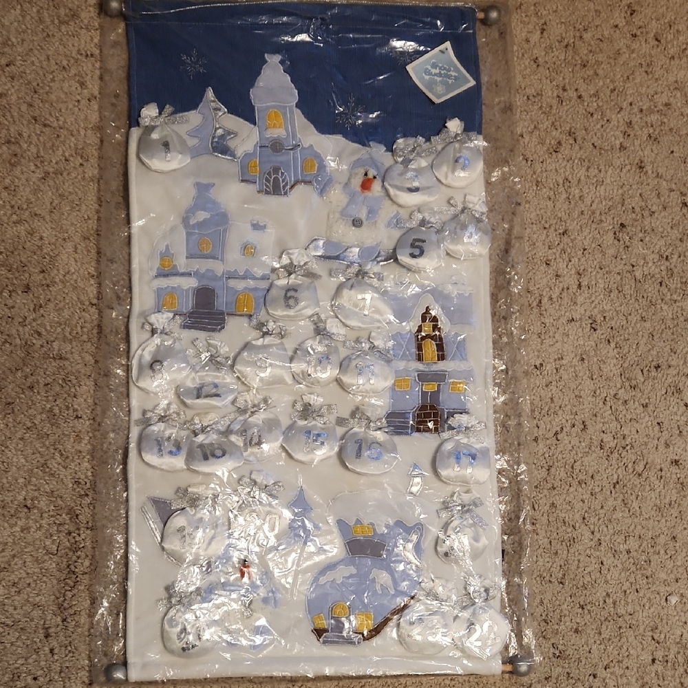 Snow Buddies The Petting Zoo Fabric Small Bags Blue Advent Calendar NEW